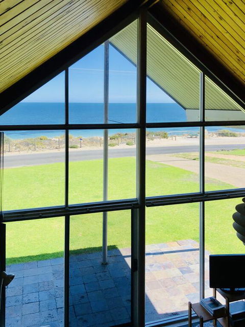 South Beach House 2 - 11 Gold Coast Drive - Tweed Heads Accommodation 3
