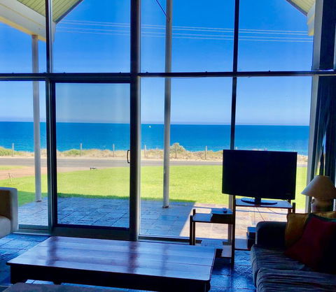 South Beach House 2 - 11 Gold Coast Drive - Tweed Heads Accommodation 0