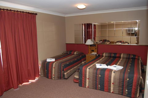 Southern Cross Motor Inn & Tourist Park - Tweed Heads Accommodation 1