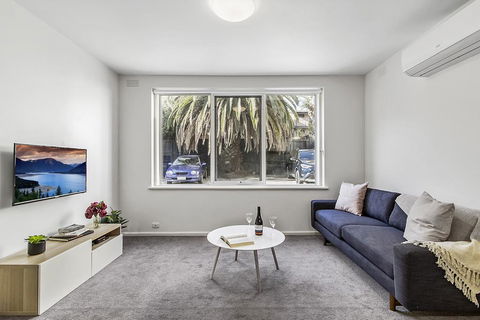 Spacious Apartment Within Minutes Of Acland Street - Tweed Heads Accommodation 3