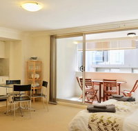 Spacious Studio by the Beach in Manly - Tweed Heads Accommodation