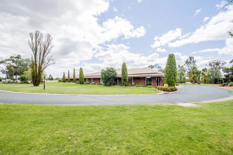 Sportslander Motor Inn - Tweed Heads Accommodation 0