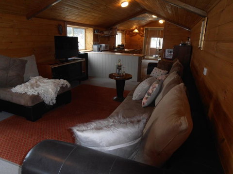 Springmead Rustic Cabin - Tweed Heads Accommodation 3