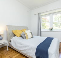 Stay at Meurant Wagga - Tweed Heads Accommodation