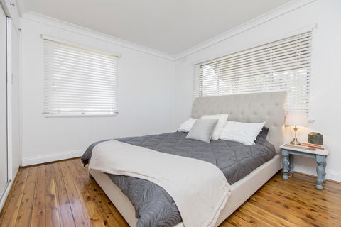 Stay At Meurant Wagga - Tweed Heads Accommodation 3