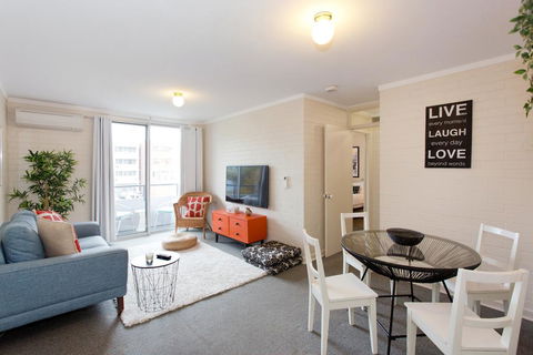 Stay Okay Central - Fremantle - Tweed Heads Accommodation 0