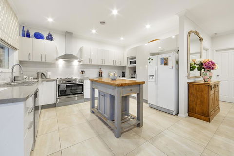 StayCentral - Rosanna Luxurious Mansion - Tweed Heads Accommodation 1