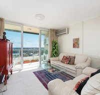Stunning Harbour View Home - Tweed Heads Accommodation