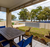 Stunning Waterfront Home with pool - Sylvan Beach Esp Bellara - Tweed Heads Accommodation