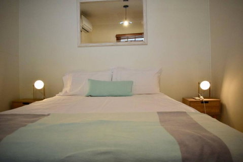 Stylish Cute Cottage In McMahons Point - Tweed Heads Accommodation 2