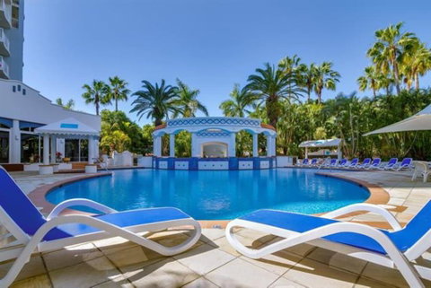 Stylish Studio With Ocean Views Bel Air Broadbeach - Tweed Heads Accommodation 2