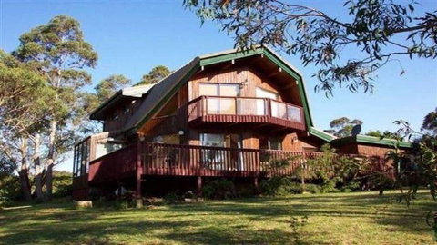 Sublime Cedar Lodge Leura - Tweed Heads Accommodation 0