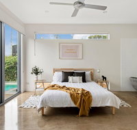 Sundays Beach House - Tweed Heads Accommodation