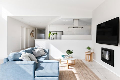 Sundara Beach House - Tweed Heads Accommodation 2