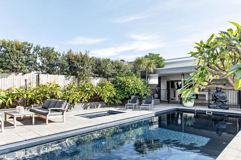 Sundara Beach House - Tweed Heads Accommodation 0
