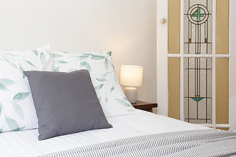 Sunlit 2-bed Apartment Metres From The Beach - Tweed Heads Accommodation 1