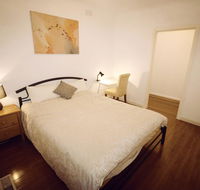 Sunny House - Melbourne Airport Home - Tweed Heads Accommodation