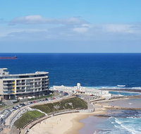 Supercar fan's dream - track side apartment 1 - Tweed Heads Accommodation