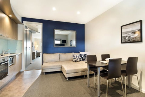 Sur La Plage - FREE WIFI & NETFLIX - Tweed Heads Accommodation 0