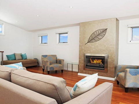 Surf Mist - Contemporary Seaside Duplex - Tweed Heads Accommodation 1