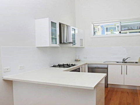 Surf Mist - Contemporary Seaside Duplex - Tweed Heads Accommodation 3