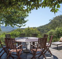 Taliesin - Beautiful 4 bedroom home with amazing views - Tweed Heads Accommodation