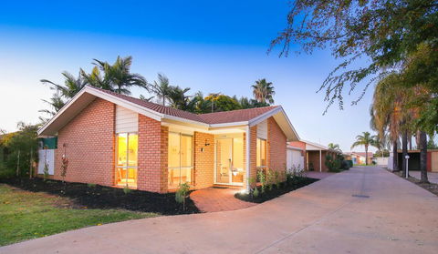 Tee Off Milura - Tweed Heads Accommodation 1