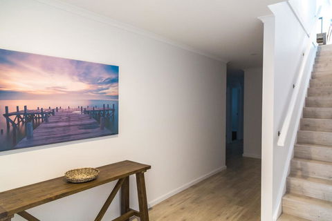 Tee Two On Troon - 21/30 Troon Drive - Tweed Heads Accommodation 3
