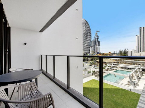 The Beach Broadbeach Private 2 Bedroom Apartment - Tweed Heads Accommodation 3
