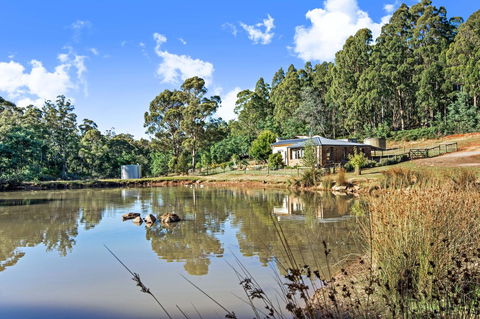 Naivasha Cottage - Tweed Heads Accommodation 2