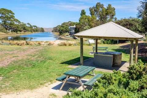 Aqua Beachfront! - Tweed Heads Accommodation 4