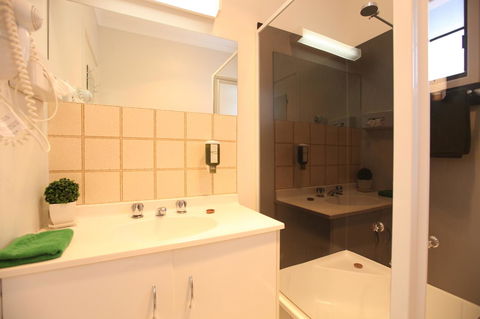 The Fox And Hounds Historic Hotel - Tweed Heads Accommodation 31