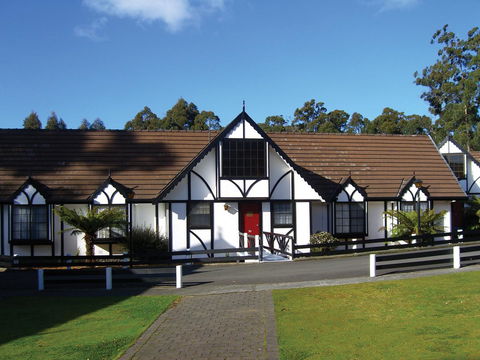 The Fox And Hounds Historic Hotel - Tweed Heads Accommodation 0