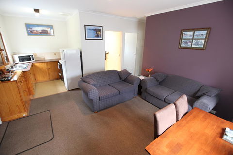 The Fox And Hounds Historic Hotel - Tweed Heads Accommodation 18