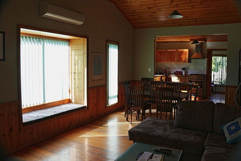 Hazards Beach House - Tweed Heads Accommodation 6