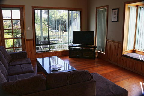 Hazards Beach House - Tweed Heads Accommodation 7