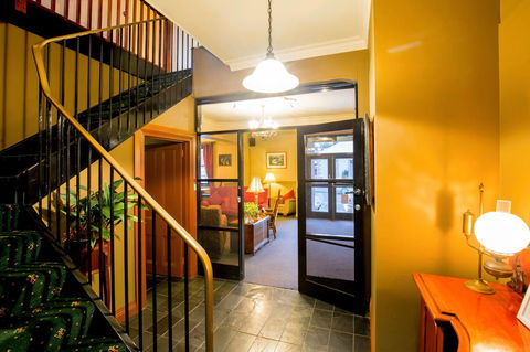The Tasmanian Inn - Tweed Heads Accommodation 34