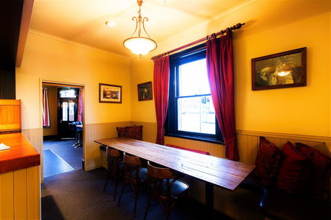 The Tasmanian Inn - Tweed Heads Accommodation 38