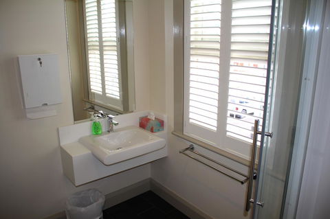 The Tasmanian Inn - Tweed Heads Accommodation 32