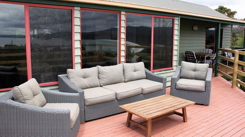 DOLPHIN LOOKOUT COTTAGE - Amazing Views Of The Bay Of Fires - Tweed Heads Accommodation 7