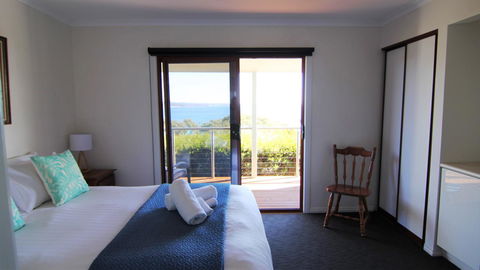 DOLPHIN LOOKOUT COTTAGE - Amazing Views Of The Bay Of Fires - Tweed Heads Accommodation 13