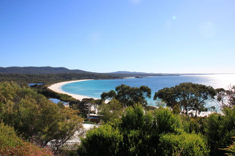 DOLPHIN LOOKOUT COTTAGE - Amazing Views Of The Bay Of Fires - Tweed Heads Accommodation 9