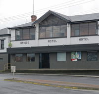 Bridge Hotel - Tweed Heads Accommodation