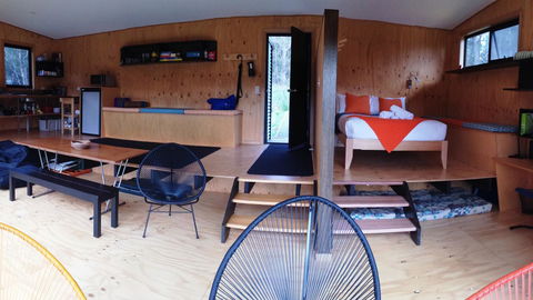 BAY OF FIRES ECO HUT Off Grid Experience At Binalong Bay - Tweed Heads Accommodation 8