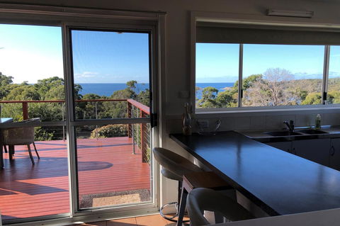 BAY OF FIRES SEACHANGE Ocean Frontage - Tweed Heads Accommodation 3