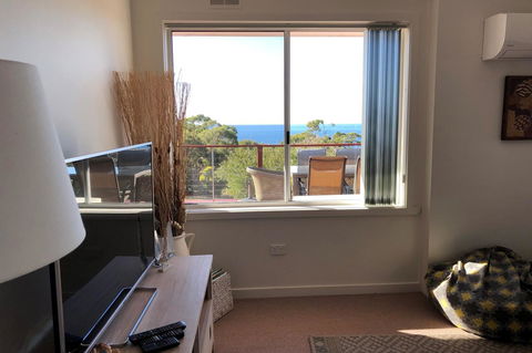 BAY OF FIRES SEACHANGE Ocean Frontage - Tweed Heads Accommodation 1