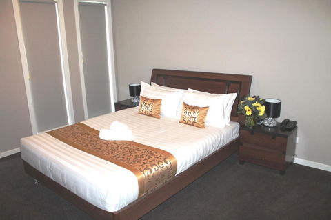 Atarhi Villas - Melbourne - Tweed Heads Accommodation 8