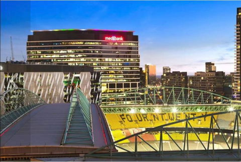 2Bedroom Apartment With Views In Docklands Next To CBD & Marvel Stadium - Tweed Heads Accommodation 22