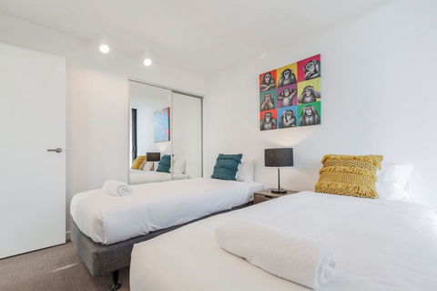 2Bedroom Apartment With Views In Docklands Next To CBD & Marvel Stadium - Tweed Heads Accommodation 11