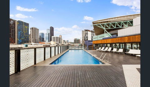 2Bedroom Apartment With Views In Docklands Next To CBD & Marvel Stadium - Tweed Heads Accommodation 17
